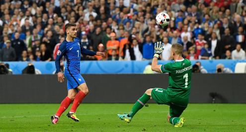 بالفيديو.. فرنسا تدك أيسلندا في مباراة الأهداف السبعة وتصعد لنصف نهائي اليورو